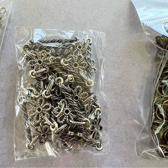 Over 10 Bags of Assorted Jewelry Making Supplies - Picture 3 of 13